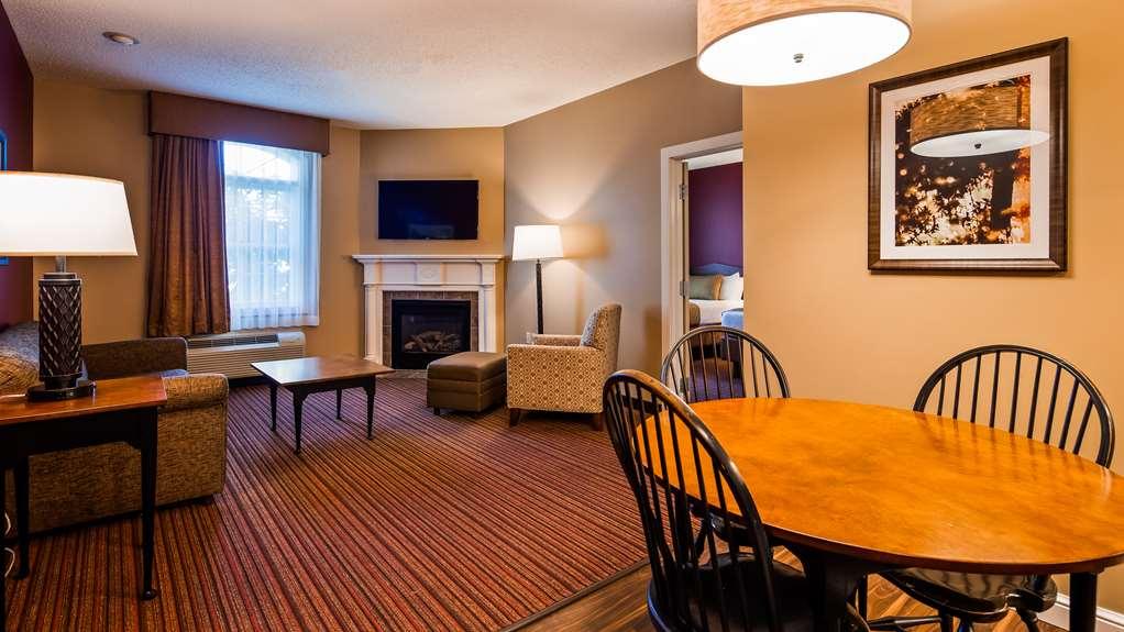 Best Western Plus Dutch Haus Inn And Suites Columbiana Rom bilde